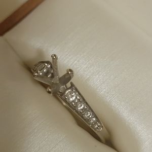 14k White Gold Diamond Engagement Ring Setting